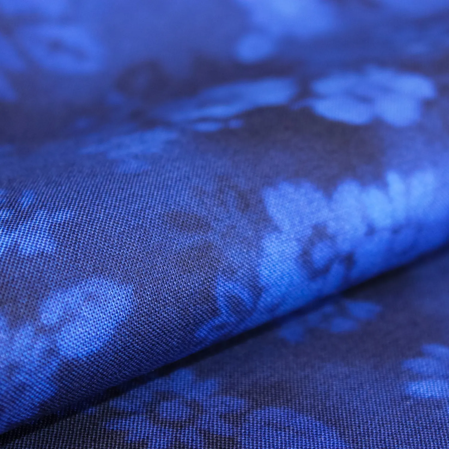 Katoen blauw met bloemen